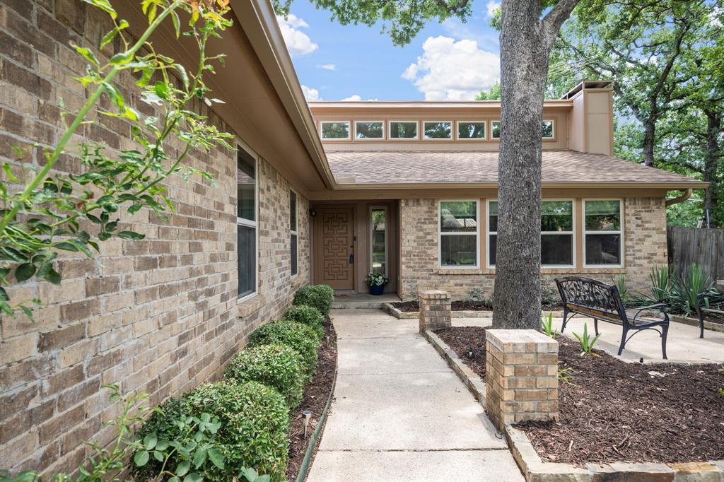 3320 Pin Oak Lane