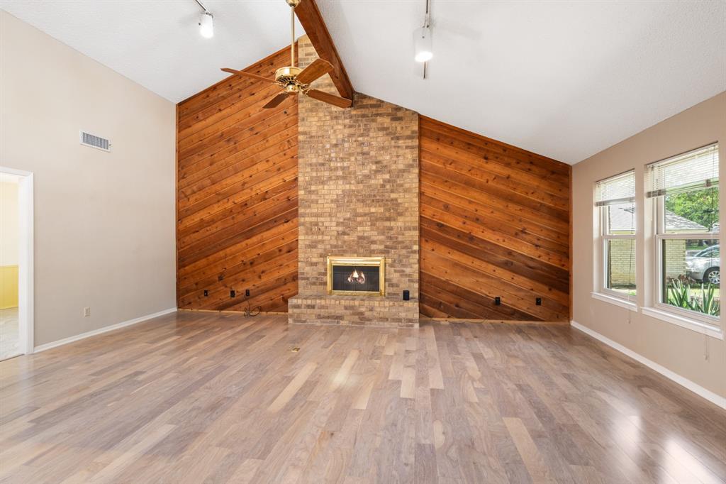 3320 Pin Oak Lane