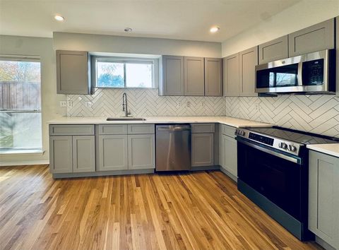 4616 W Lovers Lane 119 Dallas TX 75209