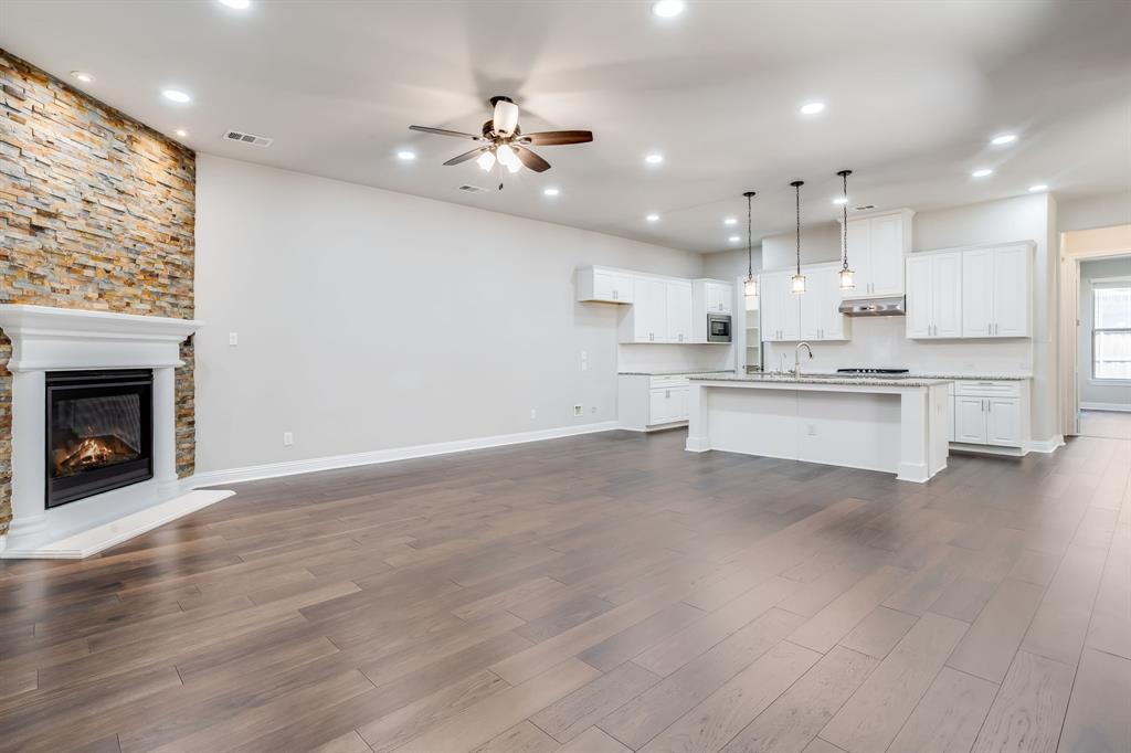 4557 El Paso Drive