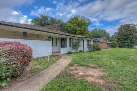 A home in Shreveport