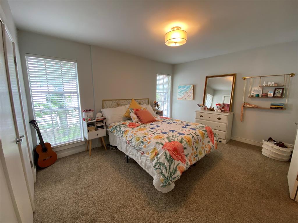 Travis Ave Condo 4409 - Residential Lease