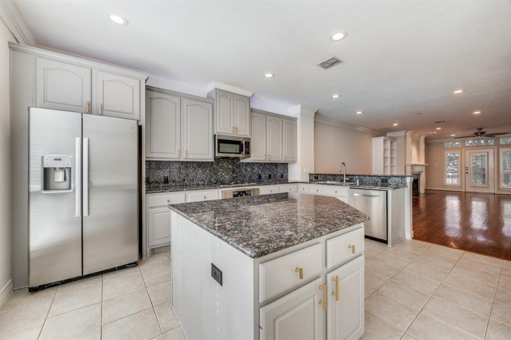 Hall-Throckmorton - Residential