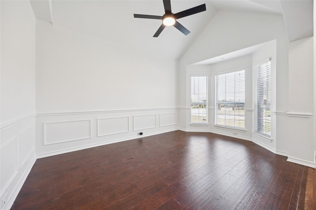 341 CRYSTAL LAKE Drive