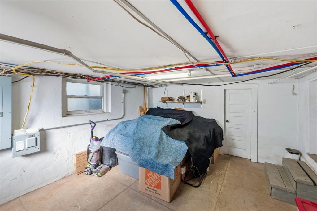 Lebosquet J R - Residential