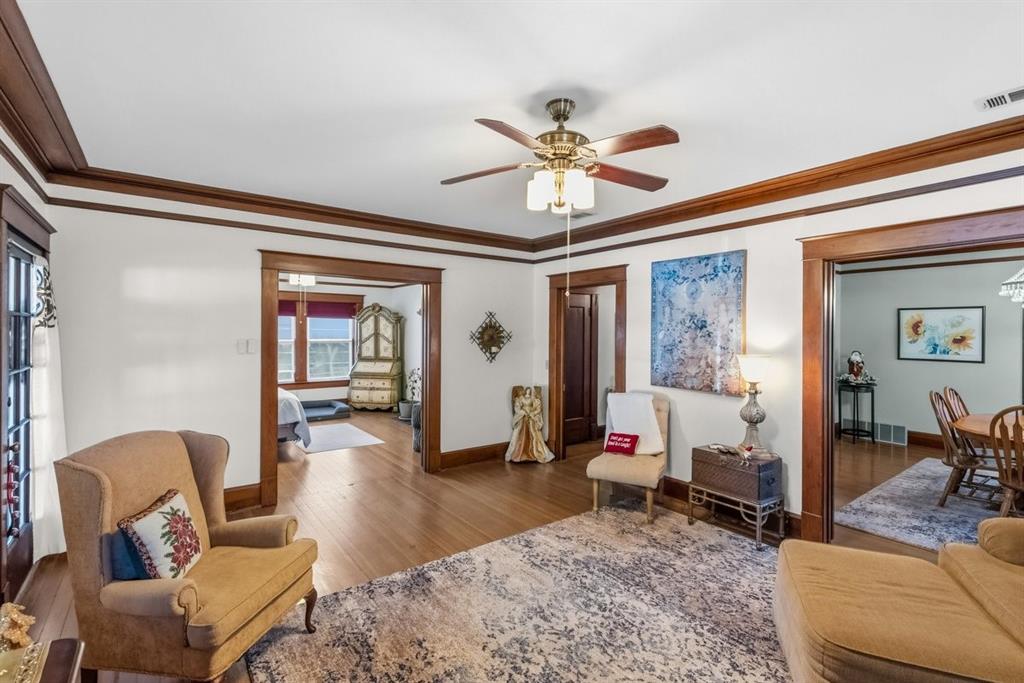 Lebosquet J R - Residential