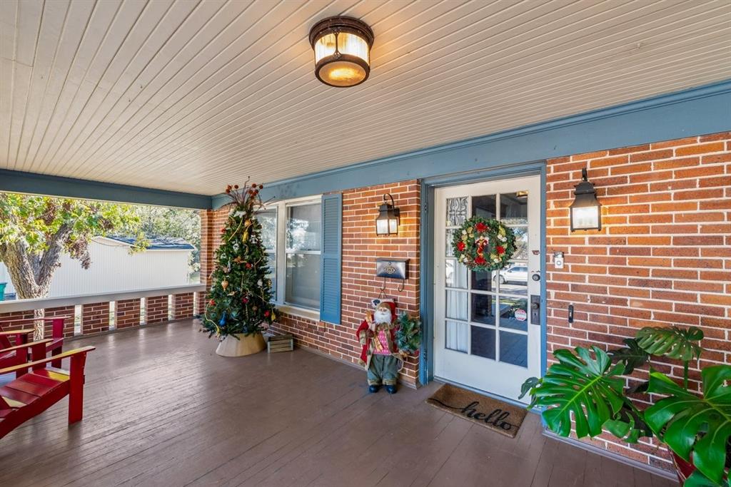 Lebosquet J R - Residential