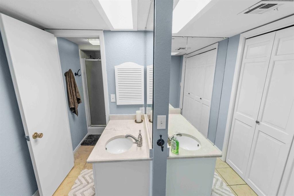 Lebosquet J R - Residential