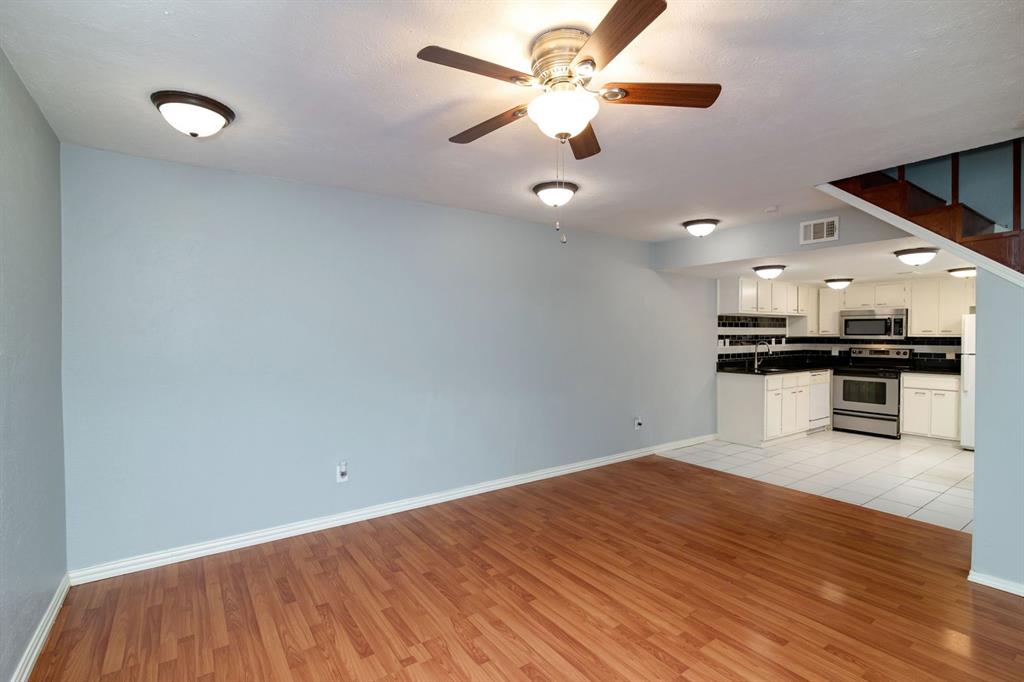 Park Lane Twnhms Ph 02 - Residential Lease