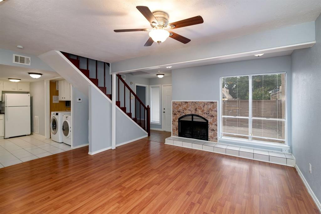 Park Lane Twnhms Ph 02 - Residential Lease