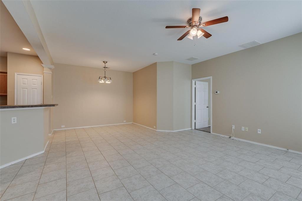 1419 Ravenwood Drive