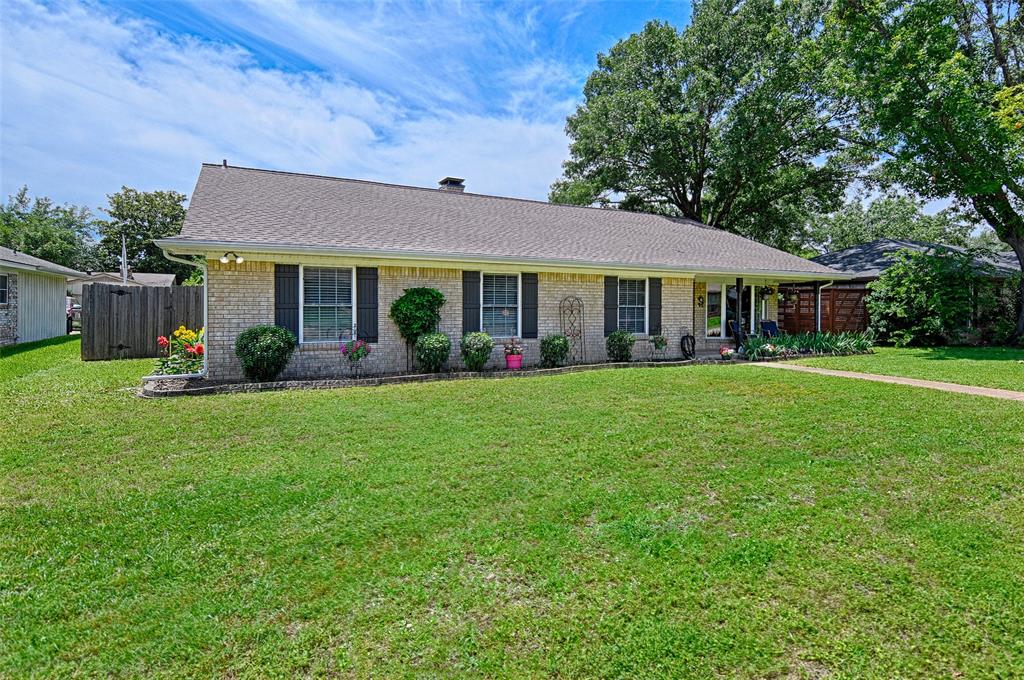 2112 Columbia Drive