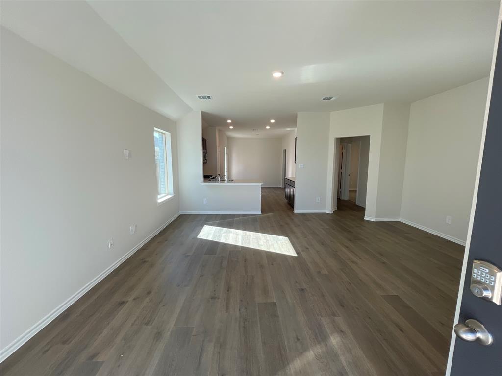 Elevon - Residential