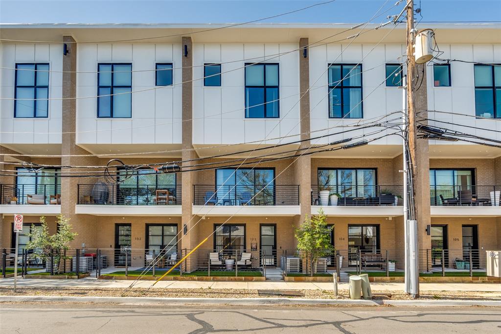 805 Pavillion Street 103