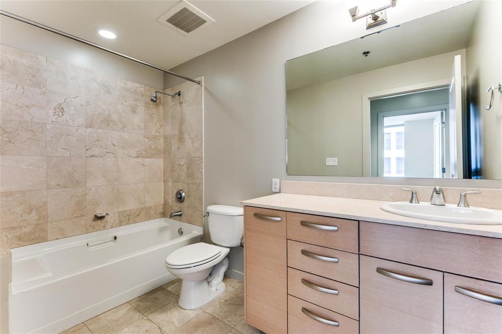 Metropolitan 1200 Main St Condo - Residential