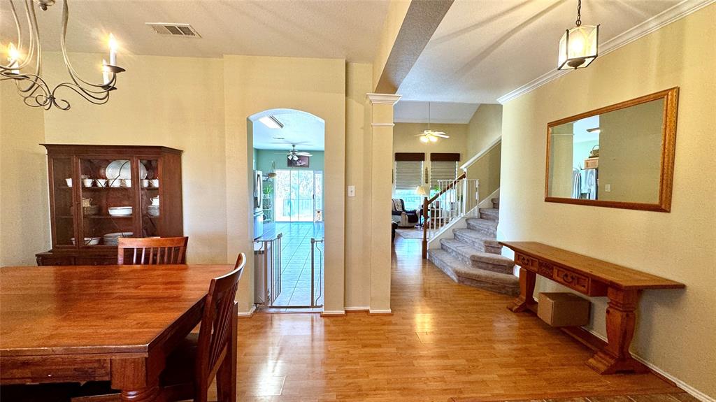 140 Redwood Lane