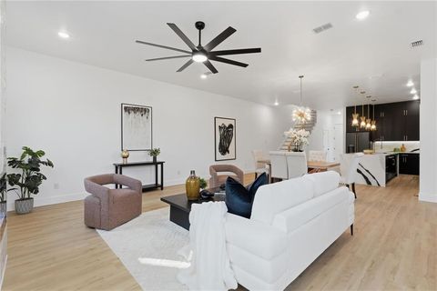 Tiny photo for 1402 Hutchins Avenue, Dallas, TX 75203 (MLS # 21341399)