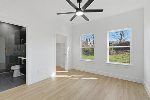 Tiny photo for 1402 Hutchins Avenue, Dallas, TX 75203 (MLS # 21341399)