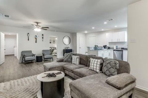 Photo of 2308-2310 Dalworth Street, Grand Prairie, TX 75050 (MLS # 20819428) Photo of 2308-2310 Dalworth Street, Grand Prairie, TX 75050 (MLS # 20819428)