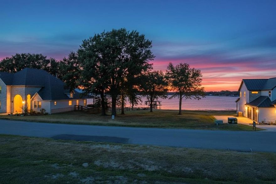 Come enjoy this beautiful waterfront property located in the highly sought after Cedar Creek Landing gated resort community. It is conveniently located near areas of employment and shopping centers approximately 1 mile to the northeast. This community feeds into the Kemp ISD school district. Cedar Creek Landing is a gated resort community with amenities that include, access to the clubhouse, community pool, boat ramp, docks, pond, and lake access. Just outside the community is the Cedar Creek Country Club where patrons can enjoy socializing with other members, golf, and many other great social events that are always happening!