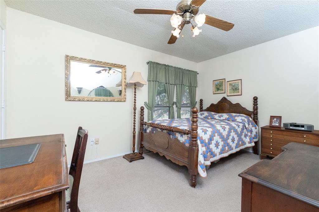 Wellington Place I Condos - Residential