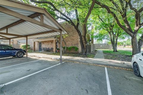 Photo of 2331 N Davis Drive #A, Arlington, TX 76012 (MLS # 21220108)