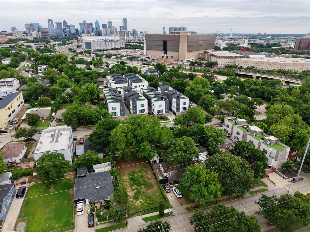 Clifton Place 02 - Land