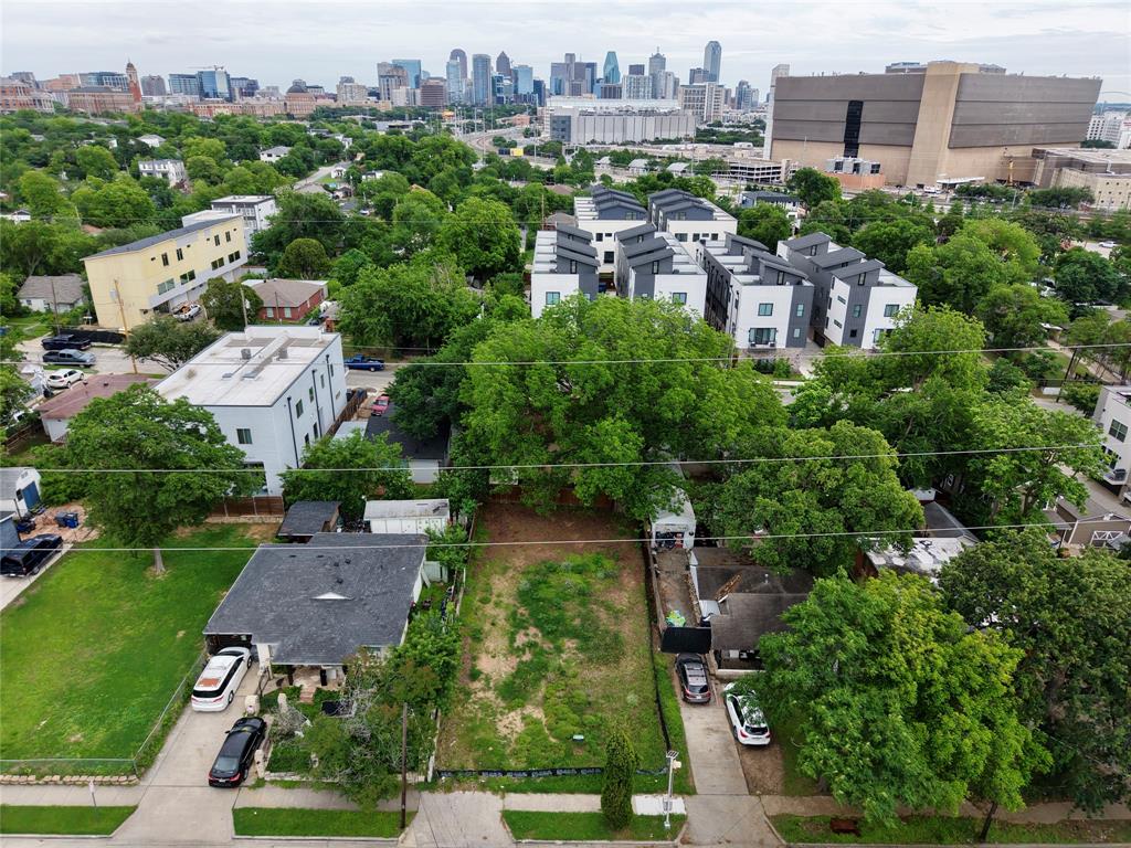 Clifton Place 02 - Land
