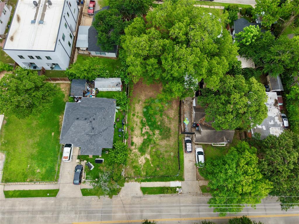 Clifton Place 02 - Land