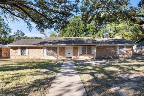 409 N Overlook Drive Kerens TX 75144