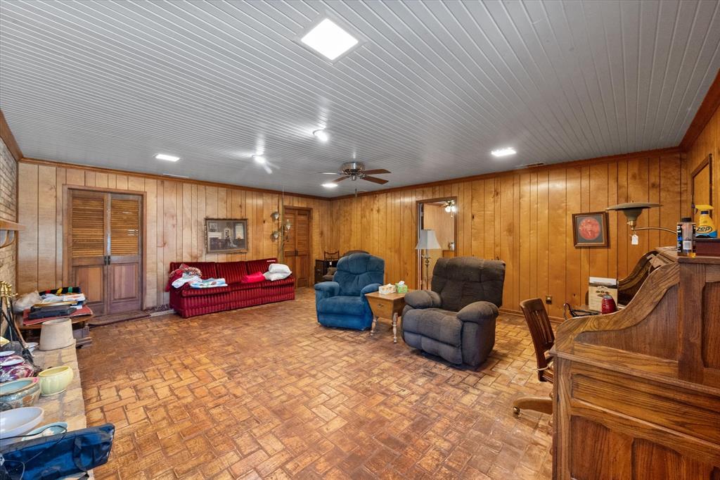 409 N Overlook Drive