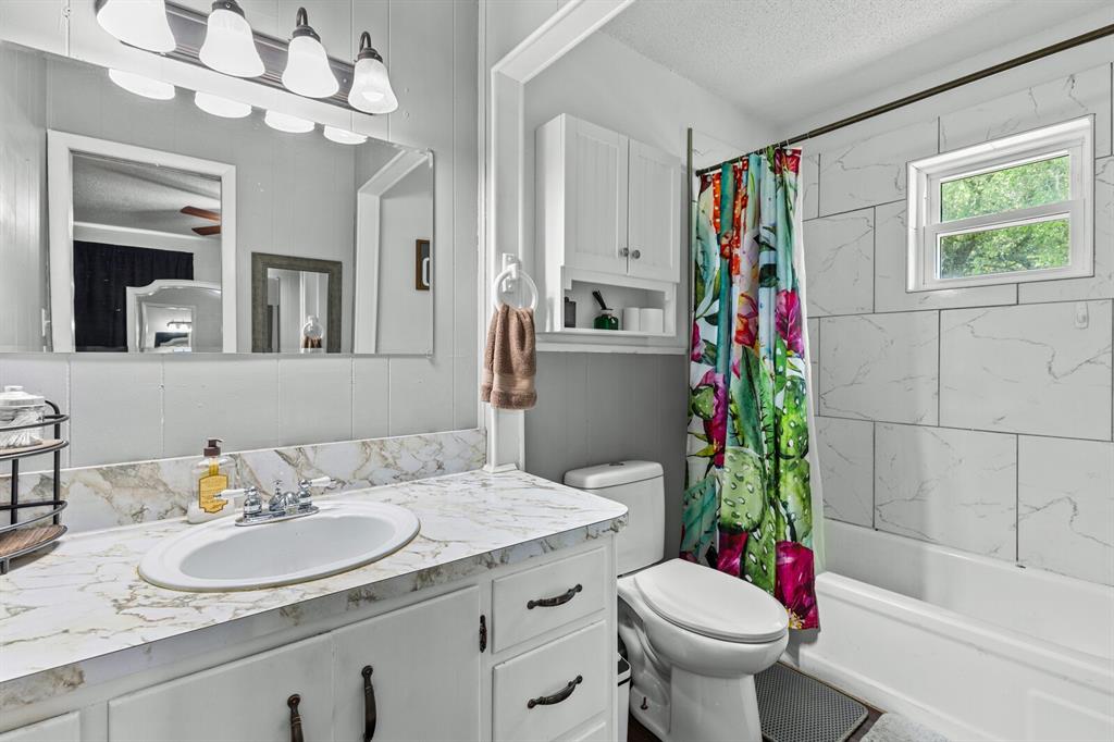 OAK HILL ACRES - Residential