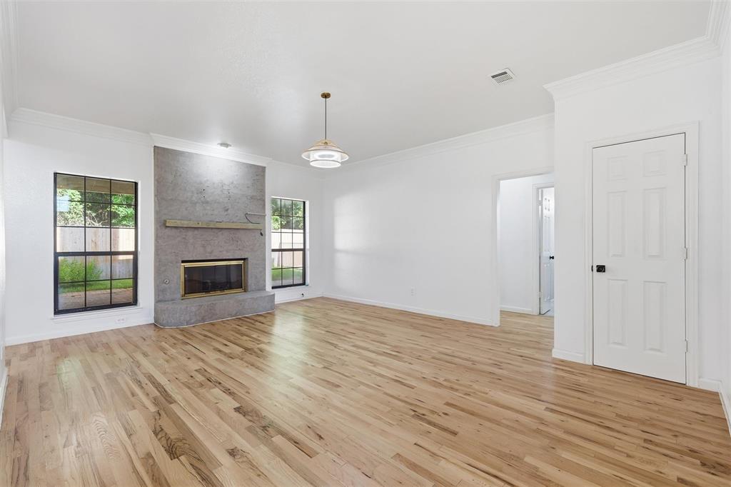 2422 Black Spruce Court