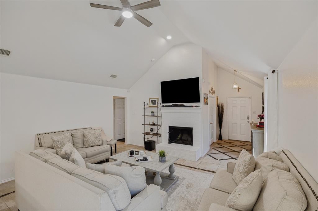 Light Pointe Place - Residential