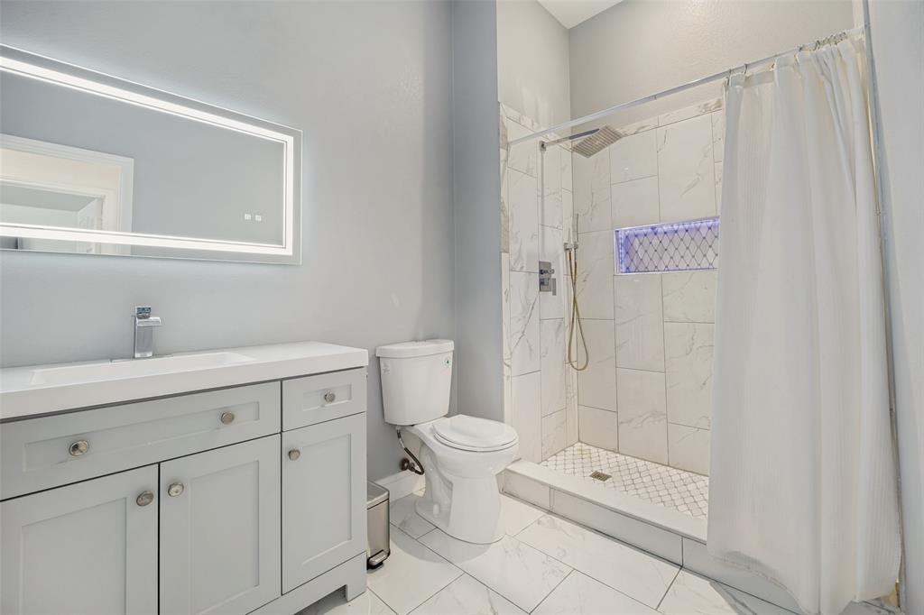 Light Pointe Place - Residential