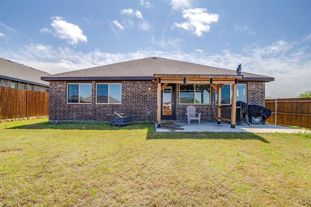 928 Ridgehurst Drive