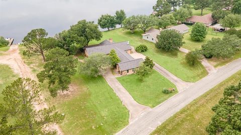 A home in Murchison