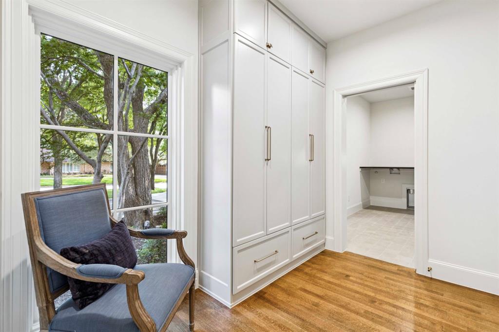 Russwood Acres - Residential