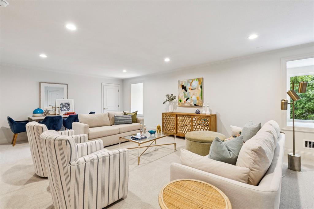 Russwood Acres - Residential