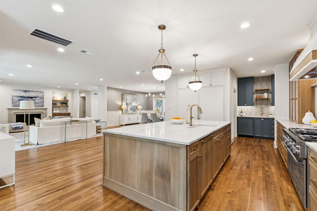 Russwood Acres - Residential