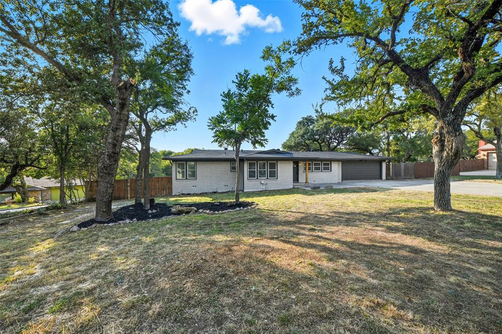 104 Vanshire Road W
