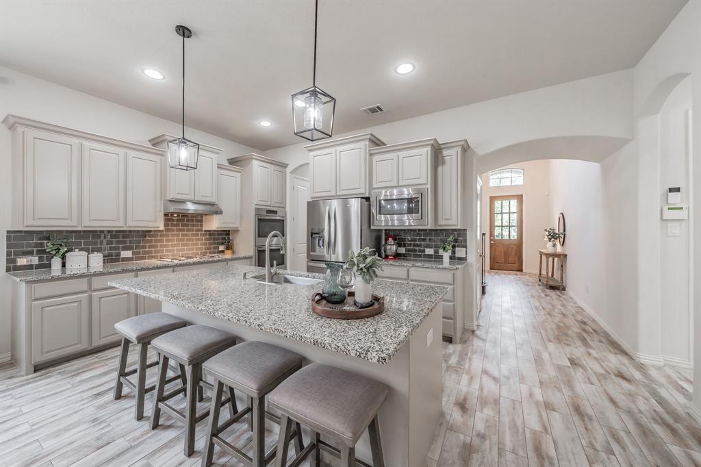 6340 Crossvine Trail
