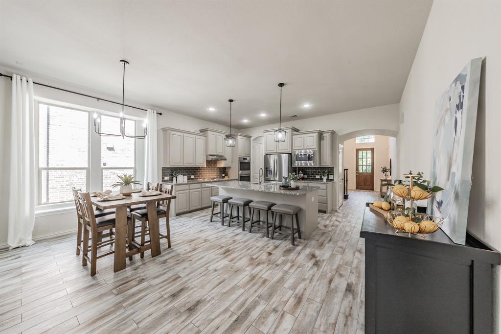 6340 Crossvine Trail