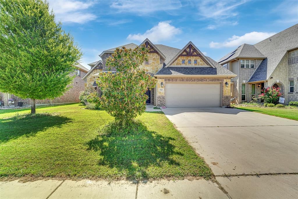 2743 Chimney Rock Road