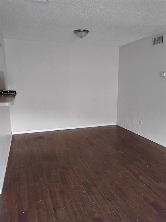 8110 Skillman Street 2068