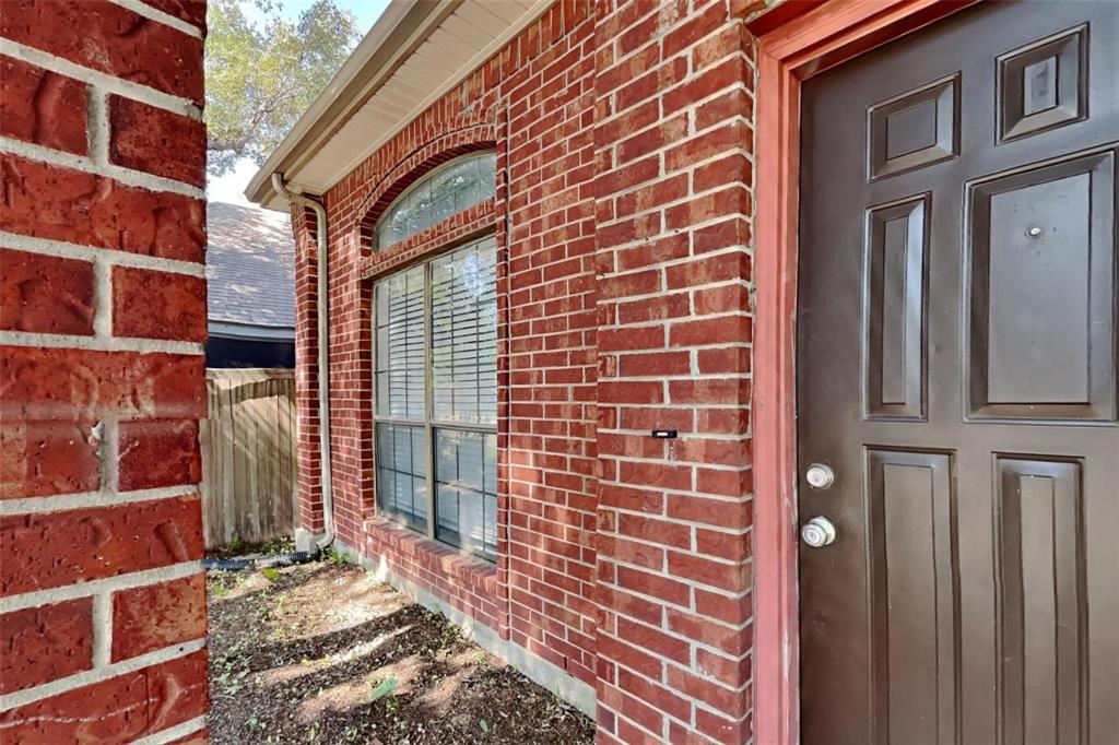 212 Leisure Lane