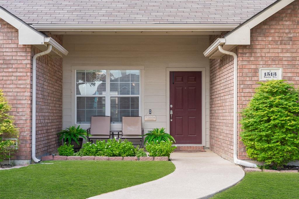 1513 Snow Trail