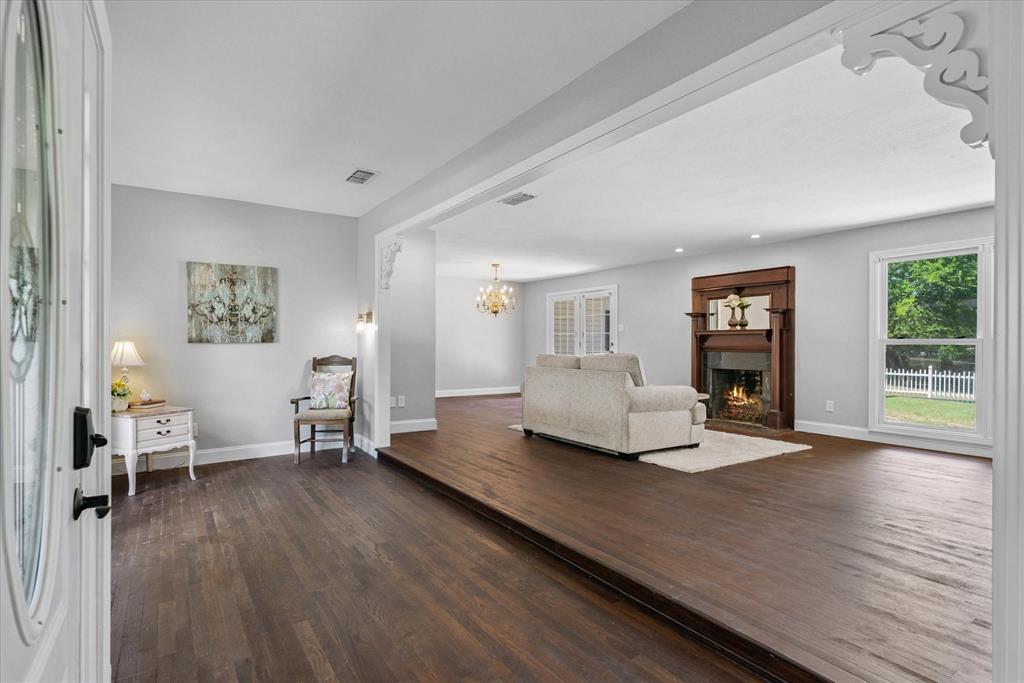 104 W Brandon Street