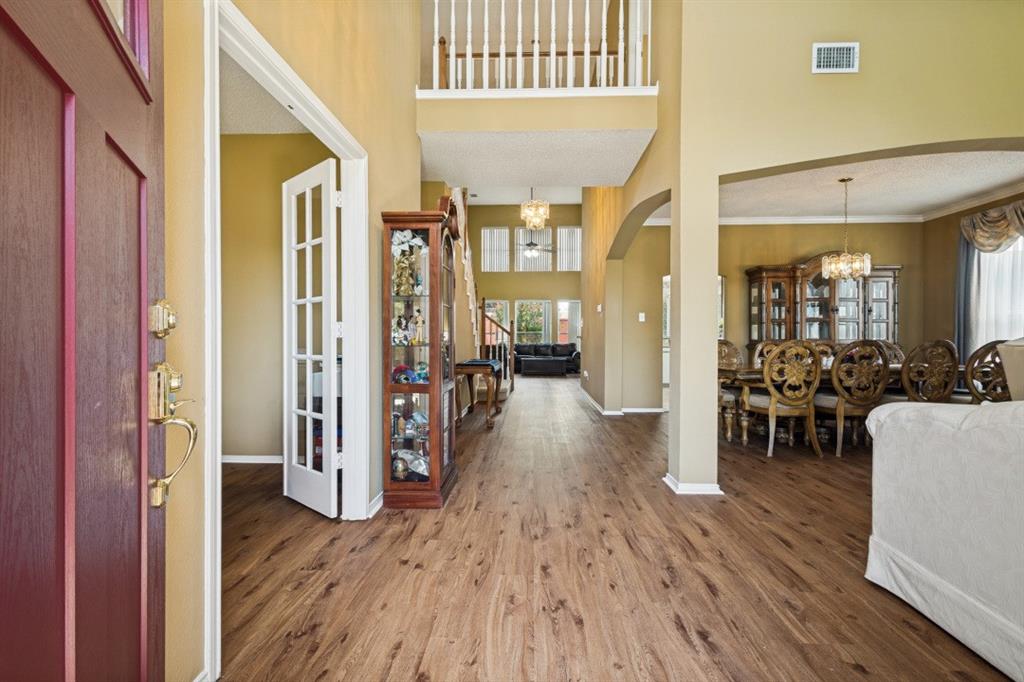 1368 Winnipeg Drive