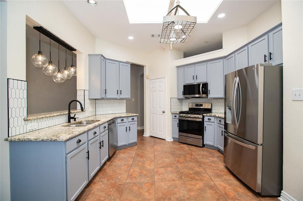 Woodbridge Ph 02d - Residential